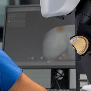 Digital Dental CAD Design Workflow connecting Clinic and Lab